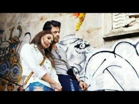 Yaadon Mein Song Lyrics