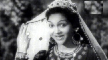 Jeevitame Saphalamu Song Lyrics