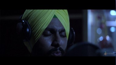Khaadku Song Lyrics