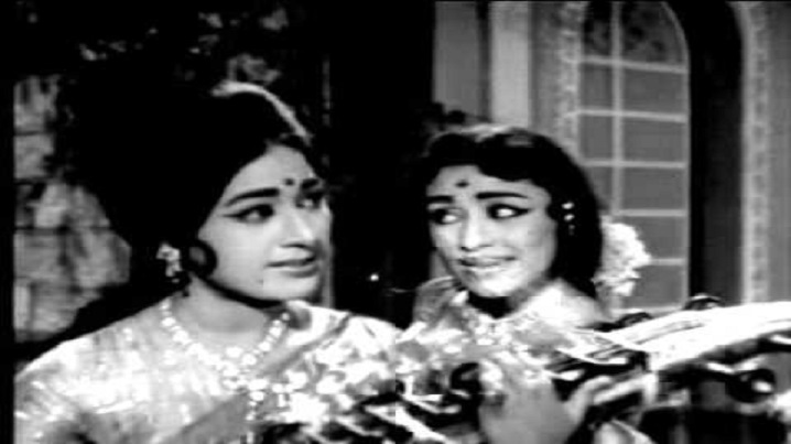 Madiloveenalu Mroge Song Lyrics image