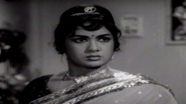 Malliyalara Maalikalara Mounamuga Vunnar Song Lyrics