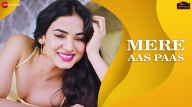 Mere Aas Paas Song Lyrics