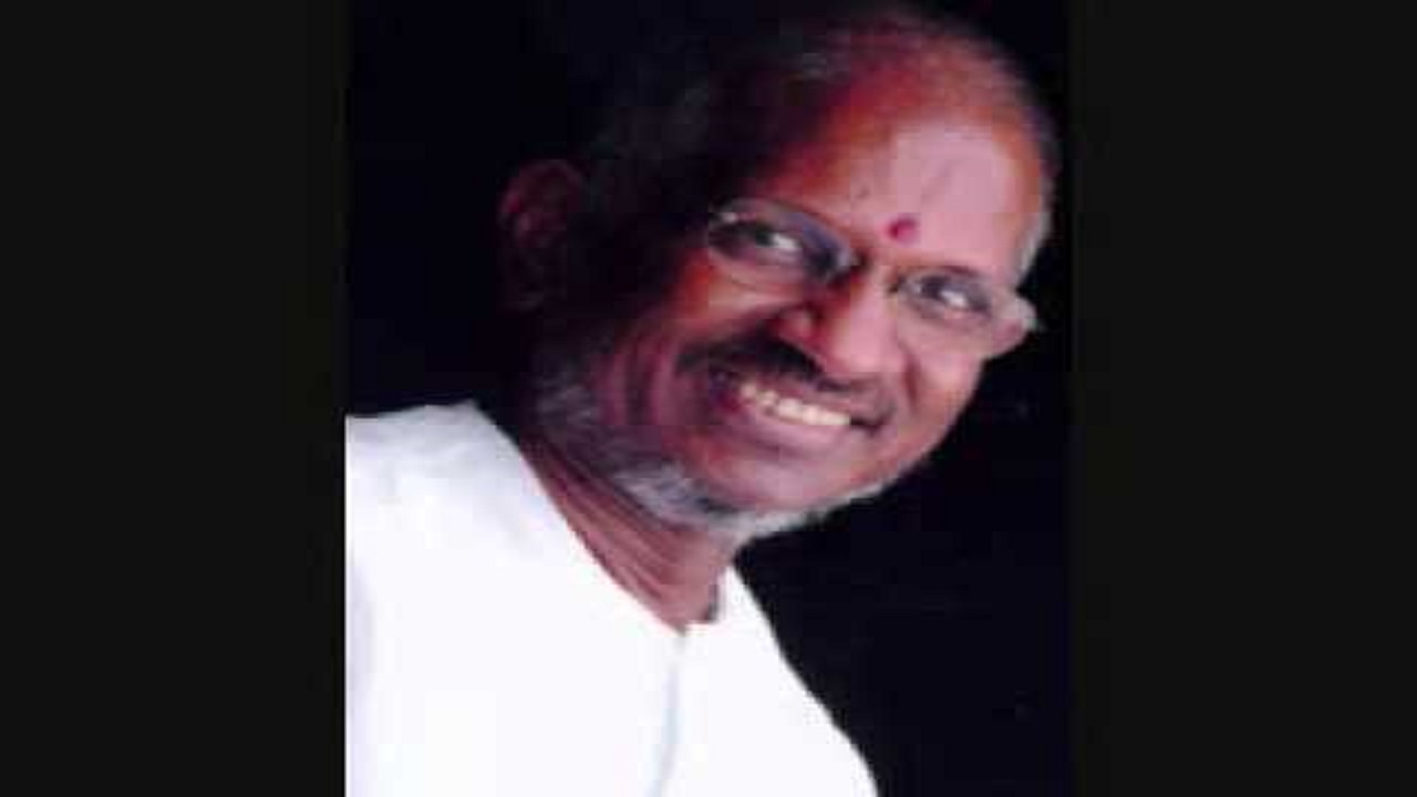 Ninnaicharan Adainthen Female Song Lyrics image