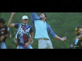 Kannil Kannilonnu Song Lyrics