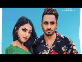 Rang Gulabi Song Lyrics
