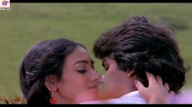 Sangeetha Vanil Song Lyrics