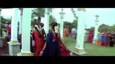 Thangakkili Song Lyrics