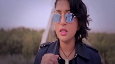 Vethala Chirakil Song Lyrics