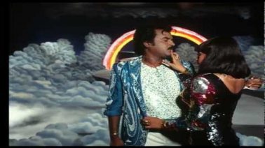 Yedho Nadakkirathu Song Lyrics