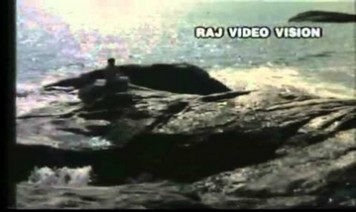 Adi Aathaadi Song Lyrics