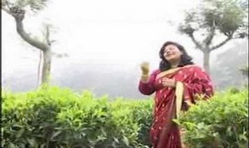 En Uyirana Uyirana Song Lyrics