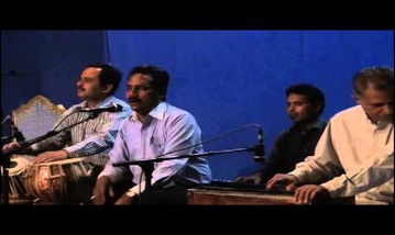 Hujr Aane Mein Bhi Hai Aur Bulaate Bhi Nahi Song Lyrics image
