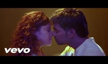 Ithuvarai Illaatha Unarvithu Song Lyrics