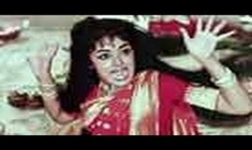 Kaun Hai Woh Kaun Mujhe Song Lyrics