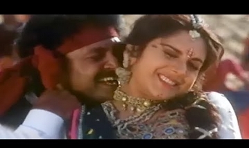 Kulicha Kuthaalam Song Lyrics image
