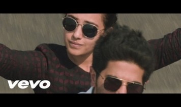 Mental Manadhil Song Lyrics