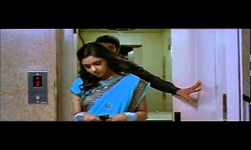 Nadhiyile Song Lyrics image