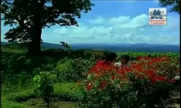 Poongathavey Thaazhthiravaai Song Lyrics image