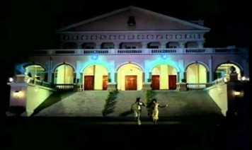 Saalai Oram Solai Ondru Song Lyrics