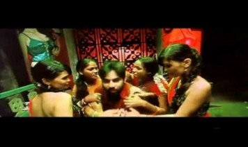 Unnai Kan Theduthe Song Lyrics