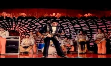 Yaado Kee Baaraat Nikalee Hai Aaj Song Lyrics image